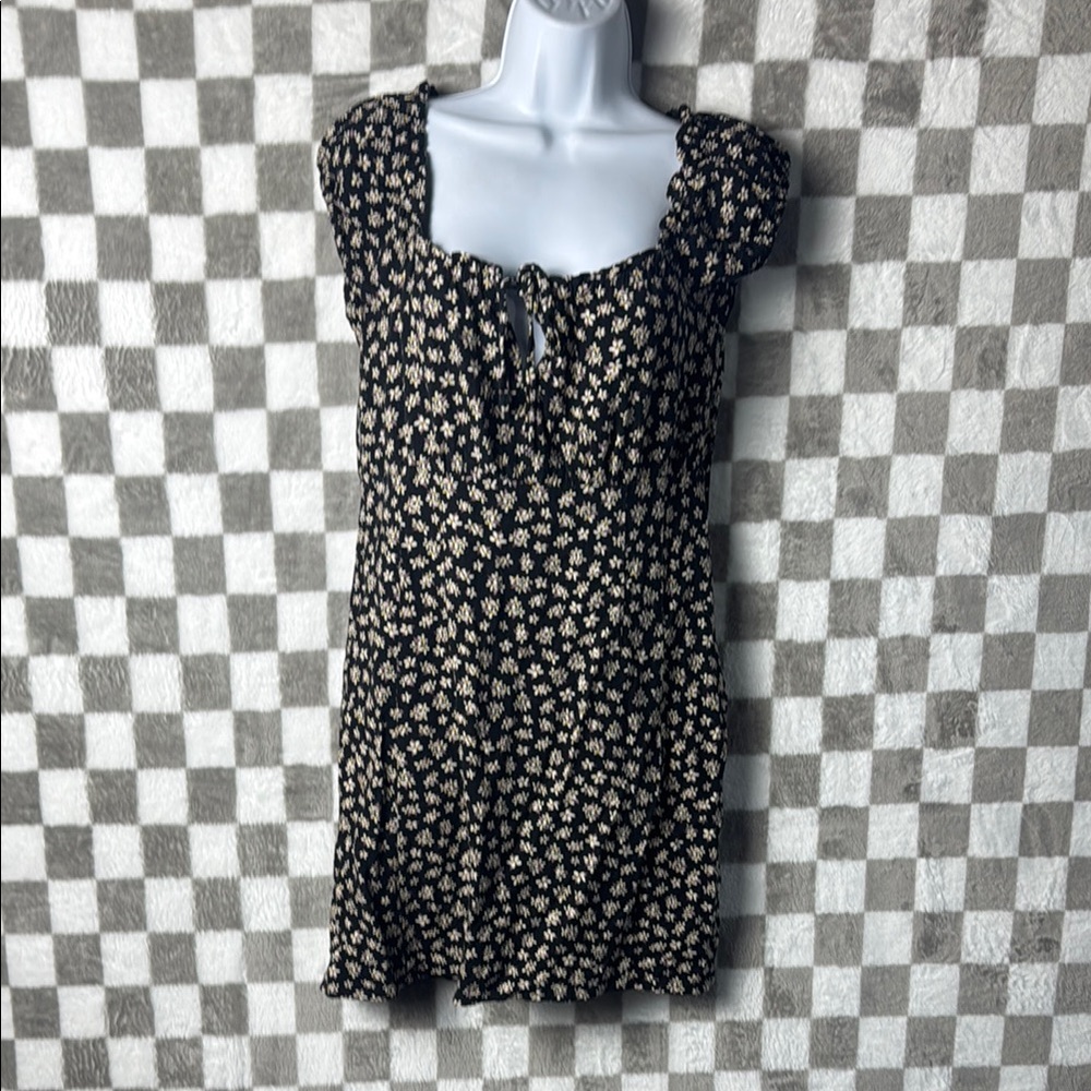Aeropostale Floral Tie Neck Empire Dress Size M/ Medium